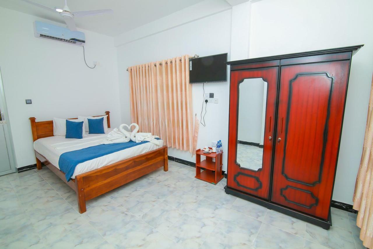 Hotel Sun Blue Uppuveli Exteriér fotografie